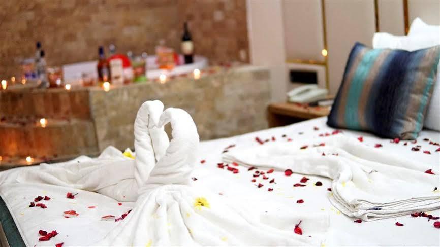 Grand Boss Suit Hotel Mersin Мерсин Екстериор снимка