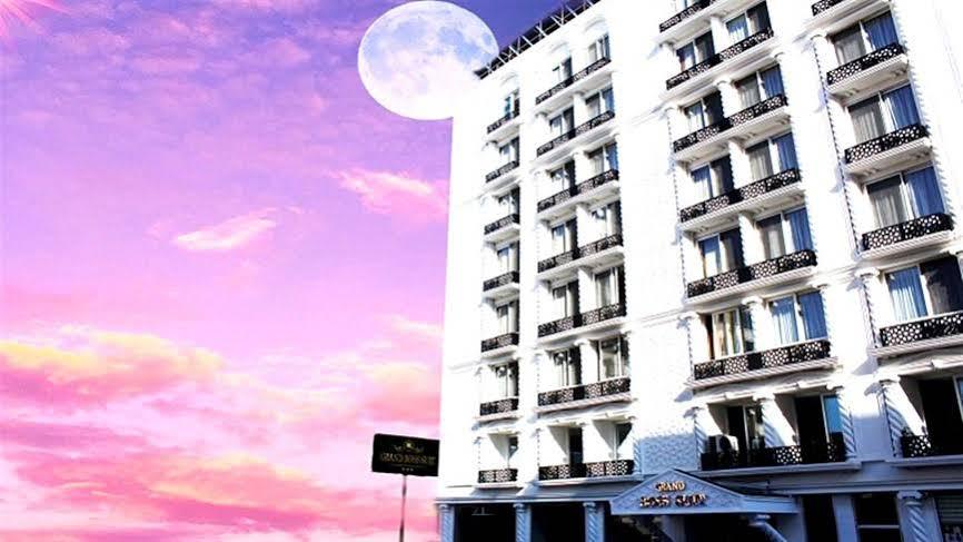 Grand Boss Suit Hotel Mersin Мерсин Екстериор снимка